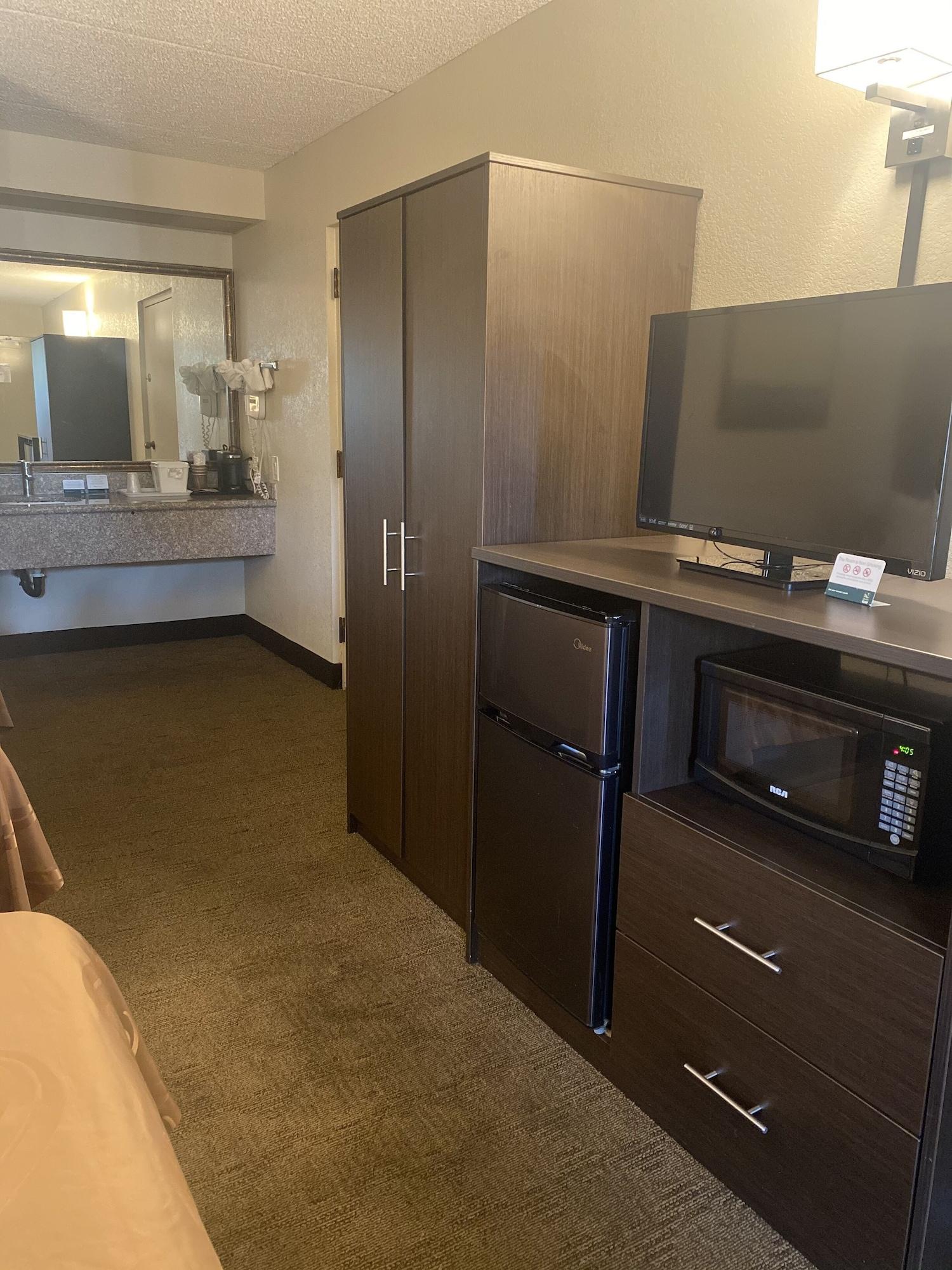 Quality Inn Riverside Near Ucr And Downtown Bagian luar foto