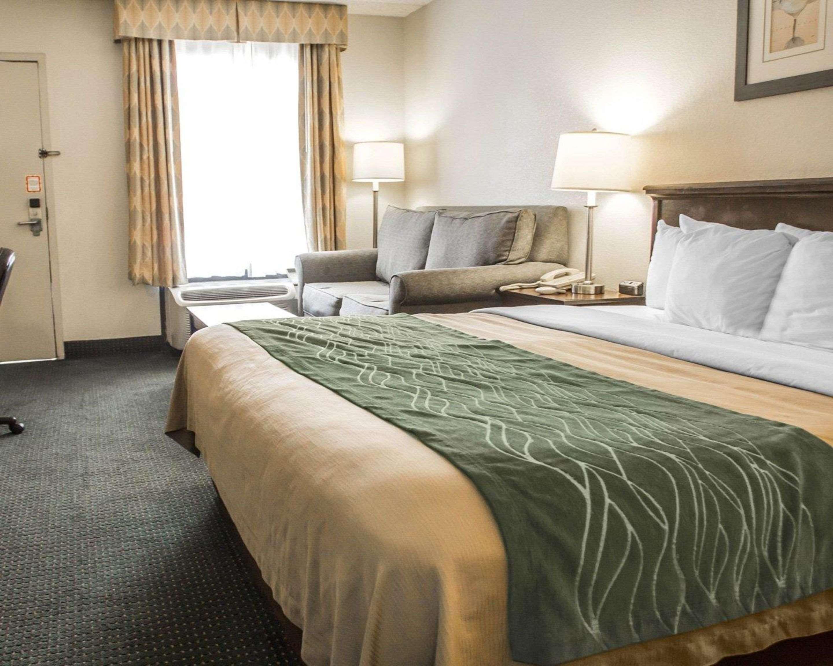 Quality Inn Riverside Near Ucr And Downtown Bagian luar foto