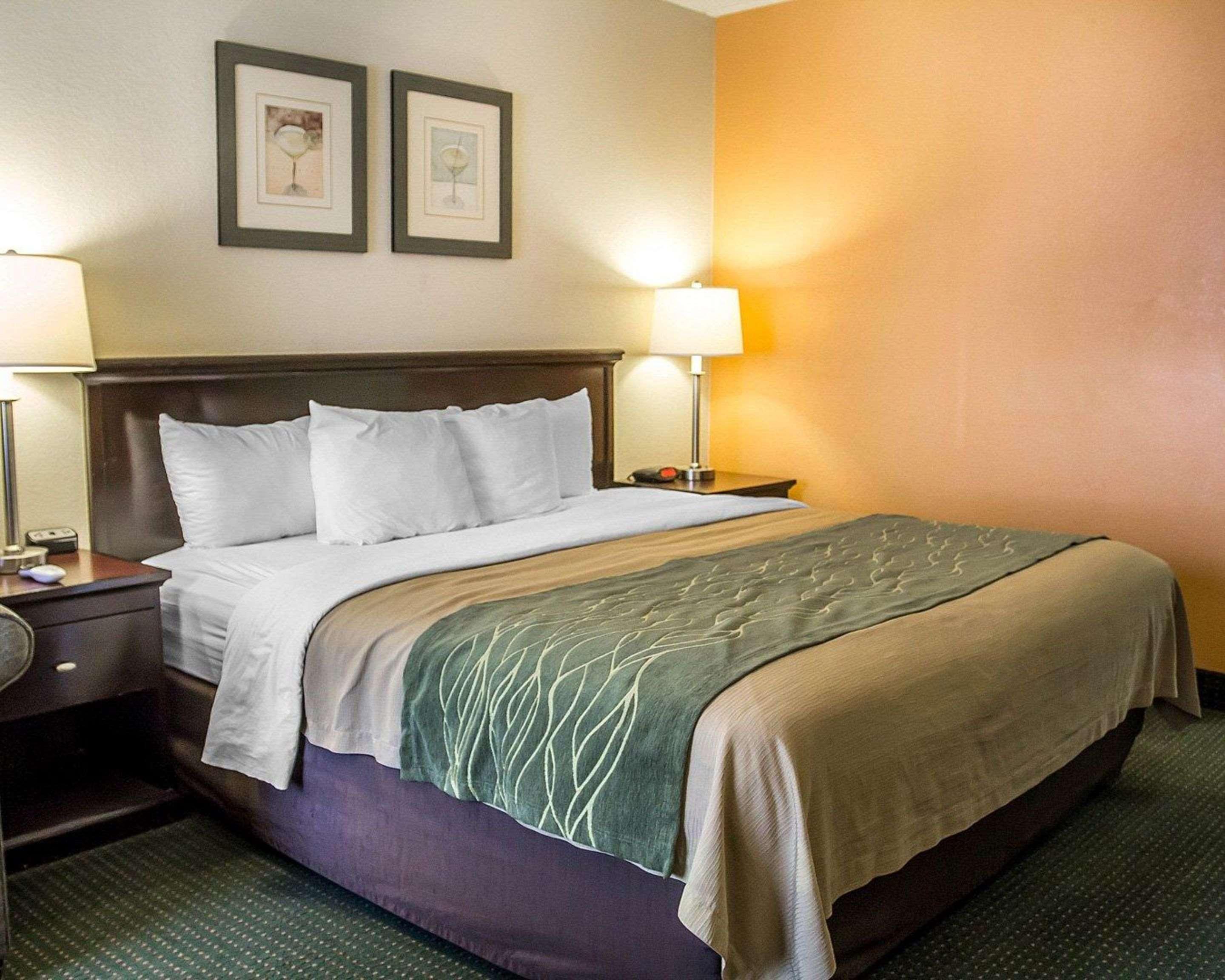 Quality Inn Riverside Near Ucr And Downtown Bagian luar foto