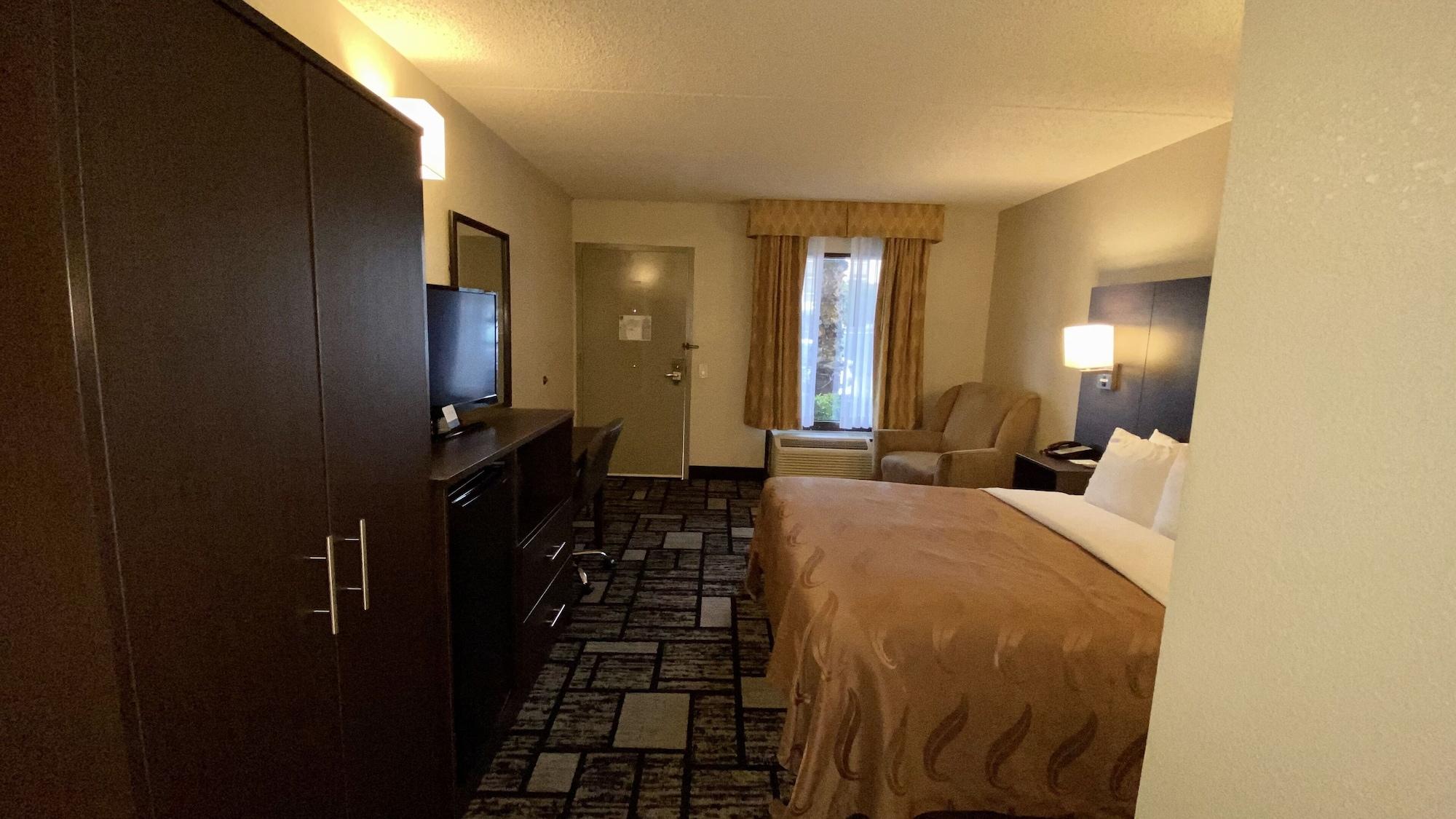 Quality Inn Riverside Near Ucr And Downtown Bagian luar foto